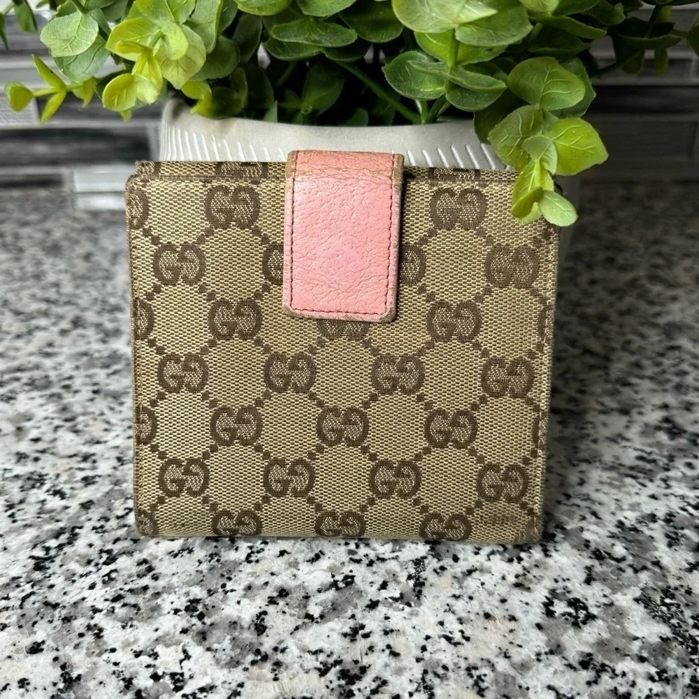 Gucci | Eclipse GG Canvas Compact Wallet - Picture 6 of 14
